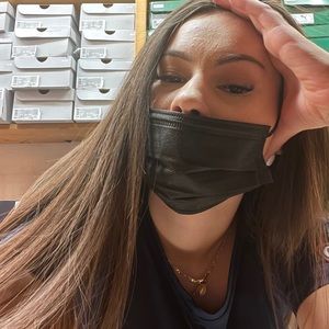 Meet your Posher, Areli